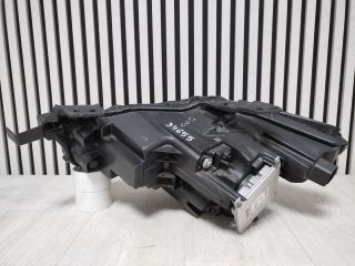 bontott MAZDA 3 Jobb Fényszóró