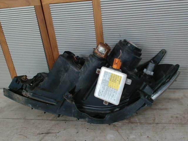 bontott MAZDA 3 Jobb Fényszóró