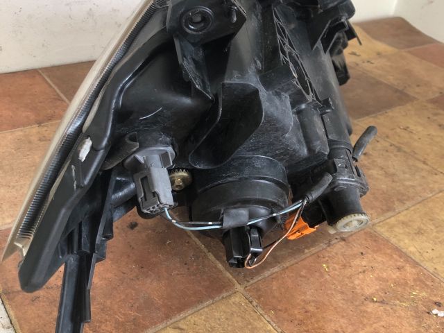 bontott MAZDA 3 Jobb Fényszóró