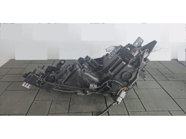 bontott MAZDA 3 Jobb Fényszóró