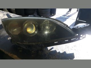 bontott MAZDA 3 Jobb Fényszóró