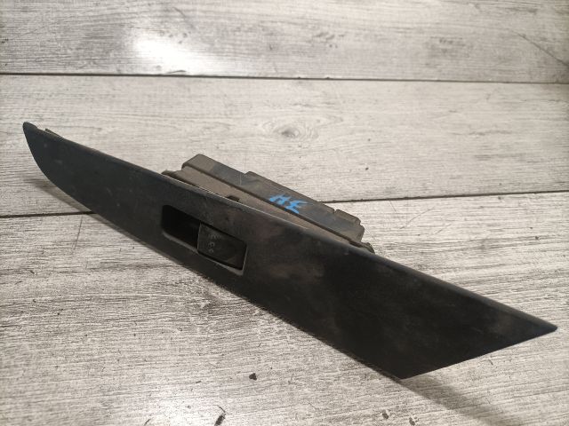 bontott MAZDA 3 Jobb hátsó Ablakemelő Kapcsoló