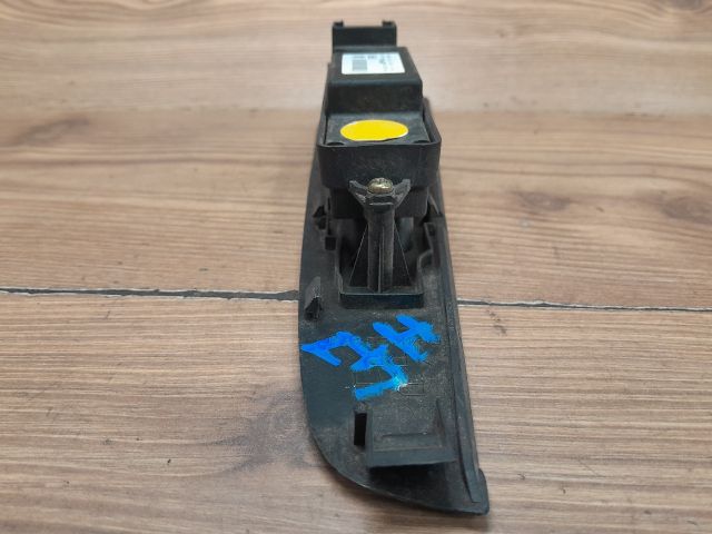 bontott MAZDA 3 Jobb hátsó Ablakemelő Kapcsoló