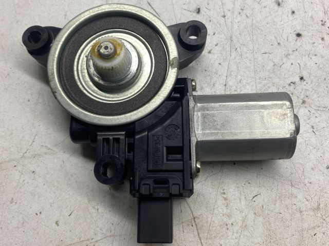 bontott MAZDA 3 Jobb hátsó Ablakemelő Motor