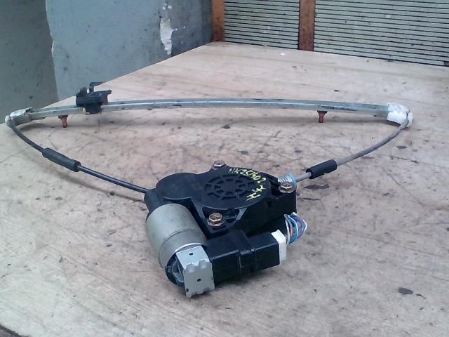 bontott MAZDA 3 Jobb hátsó Ablakemelő Szerkezet (Elektromos)