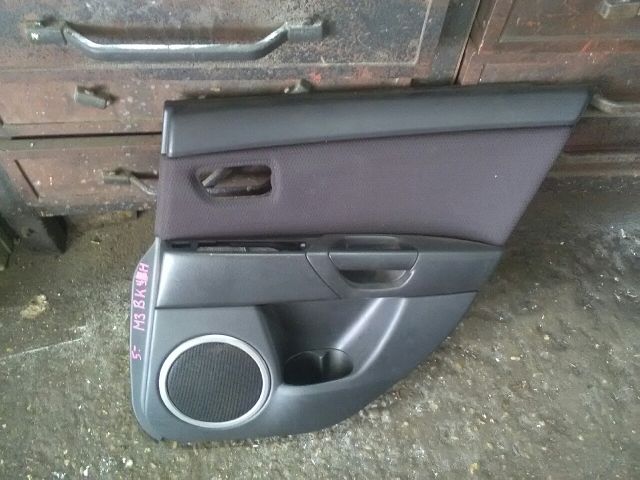 bontott MAZDA 3 Jobb hátsó Ajtó Kárpit