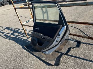 bontott MAZDA 3 Jobb hátsó Ajtó (Részeivel)