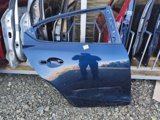 bontott MAZDA 3 Jobb hátsó Ajtó (Üres lemez)