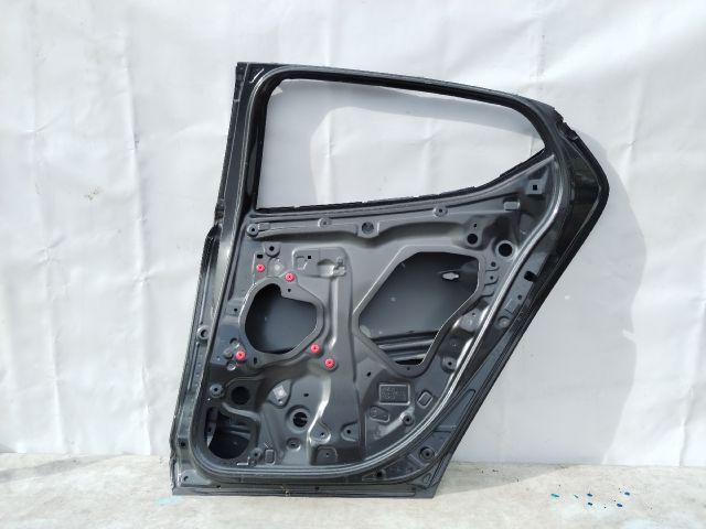 bontott MAZDA 3 Jobb hátsó Ajtó (Üres lemez)