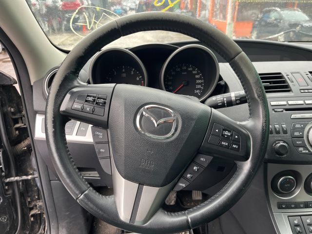 bontott MAZDA 3 Jobb hátsó Ajtó (Üres lemez)