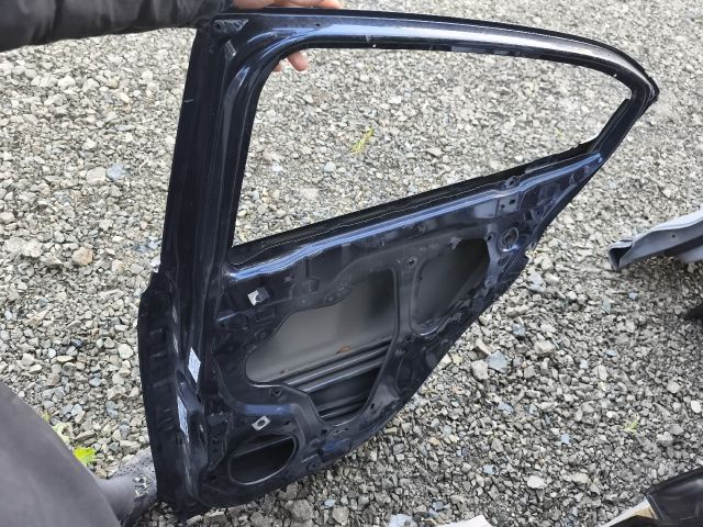 bontott MAZDA 3 Jobb hátsó Ajtó (Üres lemez)