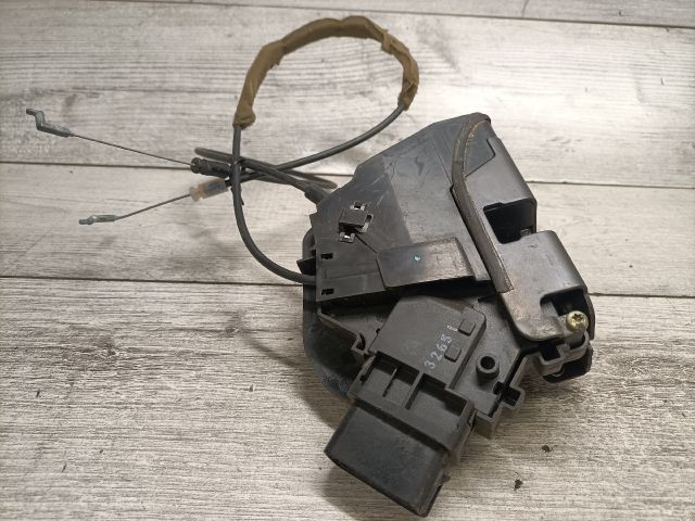 bontott MAZDA 3 Jobb hátsó Ajtózár