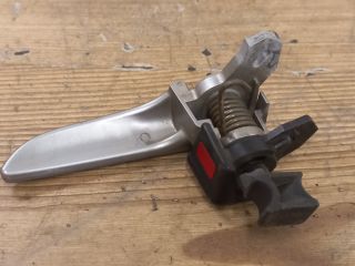 bontott MAZDA 3 Jobb hátsó Belső Kilincs