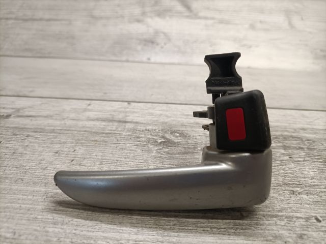 bontott MAZDA 3 Jobb hátsó Belső Kilincs