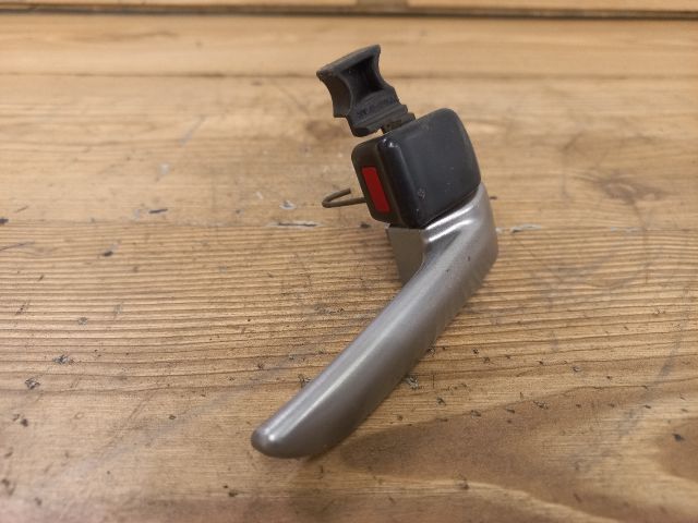 bontott MAZDA 3 Jobb hátsó Belső Kilincs