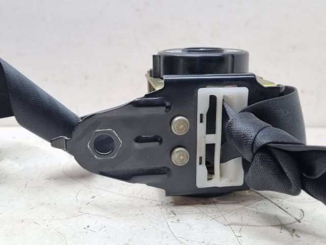 bontott MAZDA 3 Jobb hátsó Biztonsági Öv