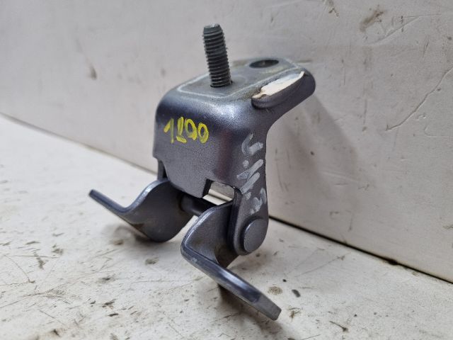 bontott MAZDA 3 Jobb hátsó Felső Zsanér