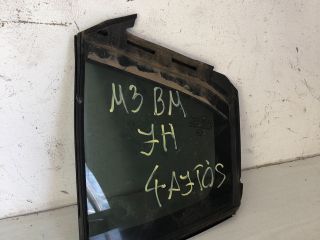 bontott MAZDA 3 Jobb hátsó Fixüveg (Ajtóban)