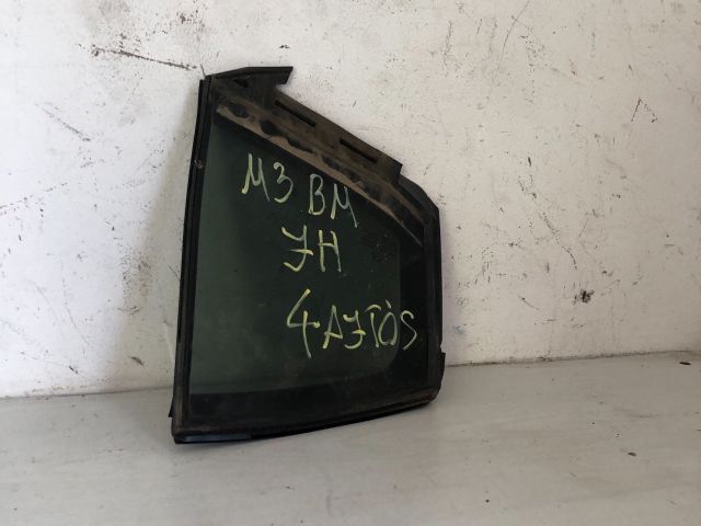 bontott MAZDA 3 Jobb hátsó Fixüveg (Ajtóban)