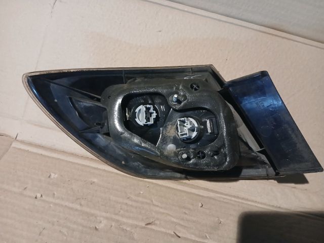 bontott MAZDA 3 Jobb Hátsó Lámpa