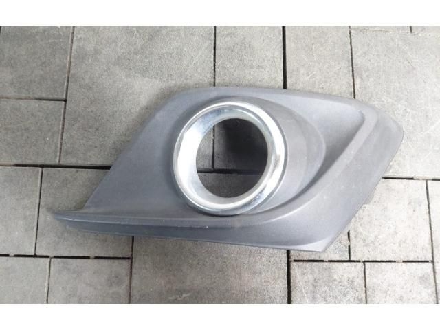 bontott MAZDA 3 Jobb Ködfényszóró Lámpakeret