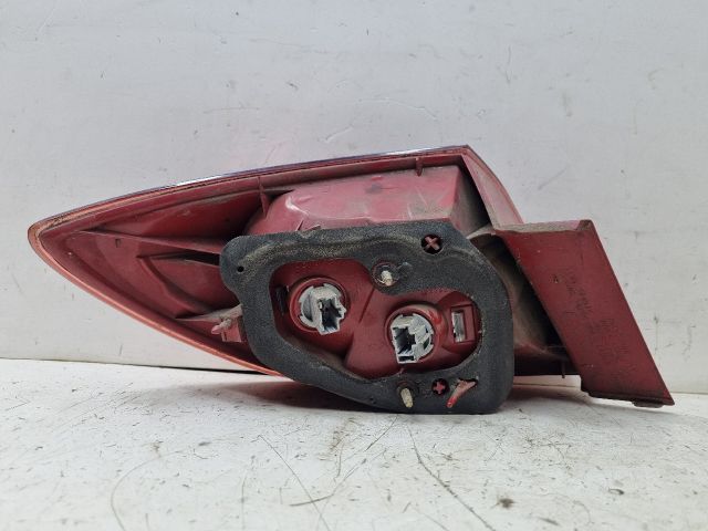 bontott MAZDA 3 Jobb Külső Hátsó Lámpa