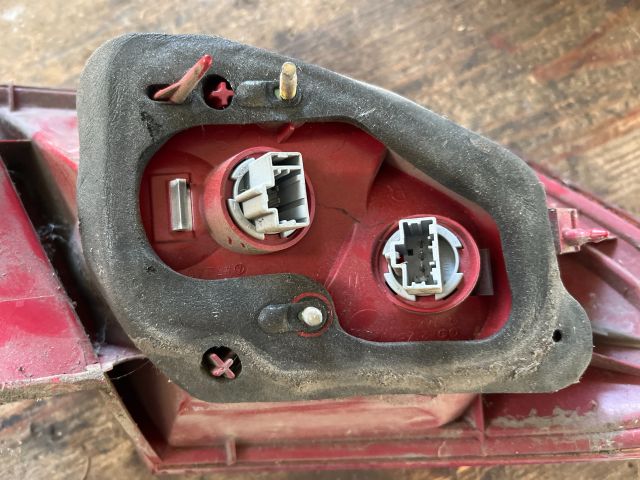 bontott MAZDA 3 Jobb Külső Hátsó Lámpa