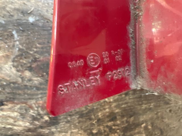 bontott MAZDA 3 Jobb Külső Hátsó Lámpa