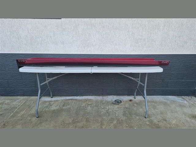 bontott MAZDA 3 Jobb Küszöb