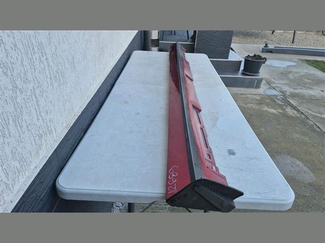 bontott MAZDA 3 Jobb Küszöb