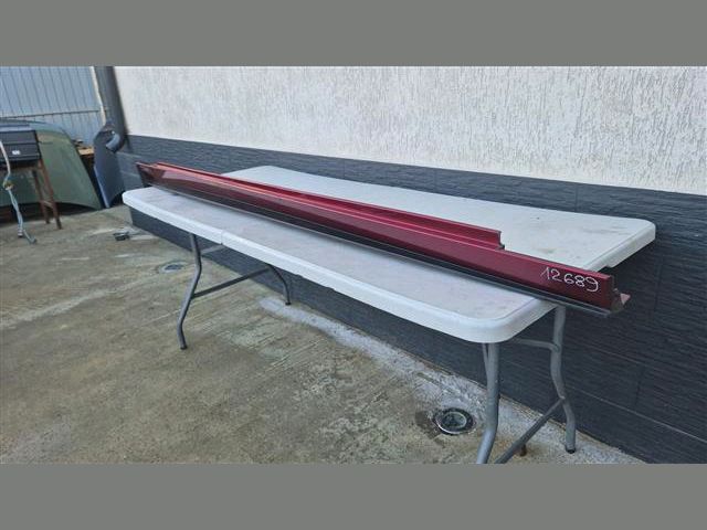 bontott MAZDA 3 Jobb Küszöb