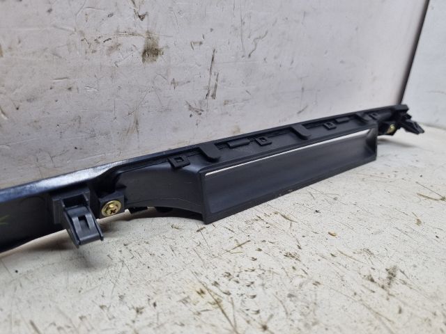 bontott MAZDA 3 Jobb Műszerfal Díszléc