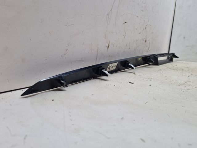 bontott MAZDA 3 Jobb Műszerfal Díszléc