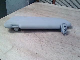 bontott MAZDA 3 Jobb Napellenző