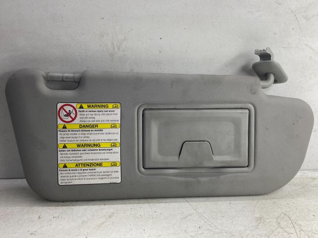 bontott MAZDA 3 Jobb Napellenző