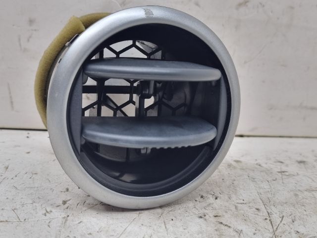 bontott MAZDA 3 Jobb Szellőző