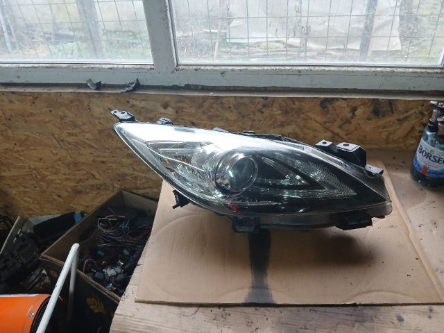 bontott MAZDA 3 Jobb Xenon Fényszóró