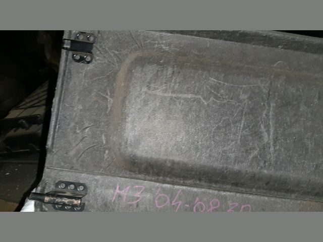 bontott MAZDA 3 Kalaptartó