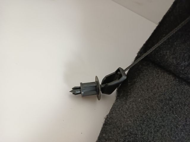 bontott MAZDA 3 Kalaptartó