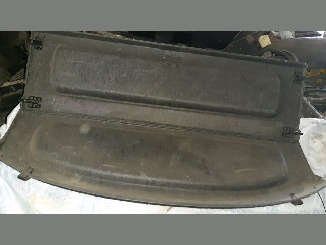 bontott MAZDA 3 Kalaptartó