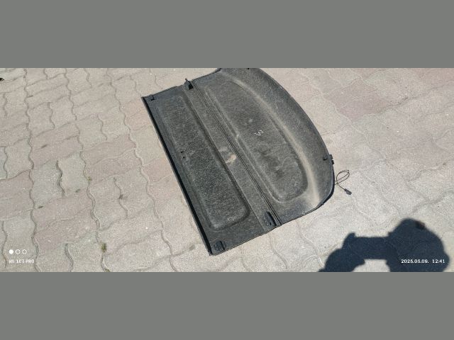 bontott MAZDA 3 Kalaptartó