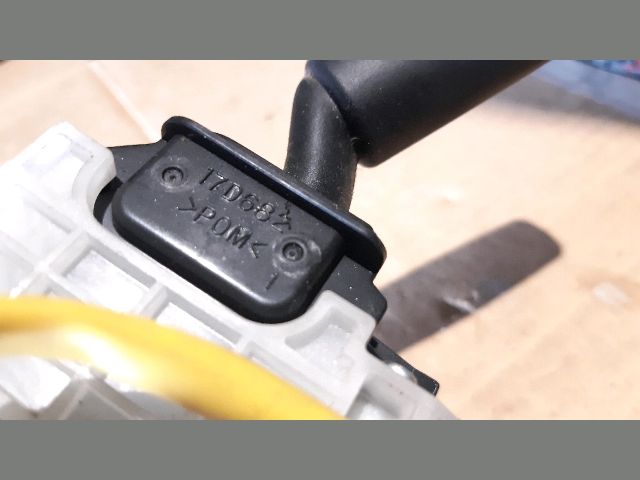 bontott MAZDA 3 Komplett Kormánykapcsoló (Bajuszkapcsoló)