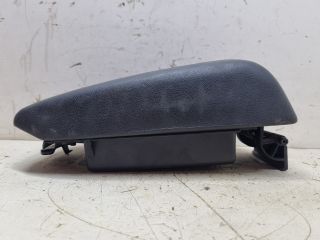 bontott MAZDA 3 Könyöklő