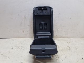 bontott MAZDA 3 Könyöklő