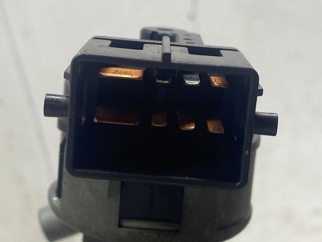 bontott MAZDA 3 Kormányoszlop