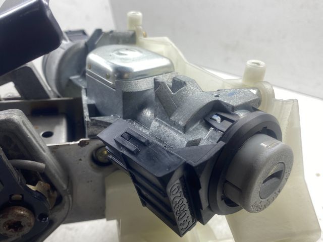 bontott MAZDA 3 Kormányoszlop