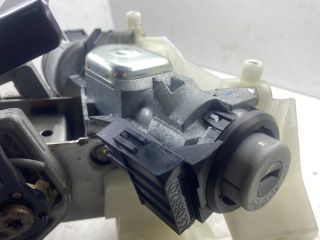 bontott MAZDA 3 Kormányoszlop