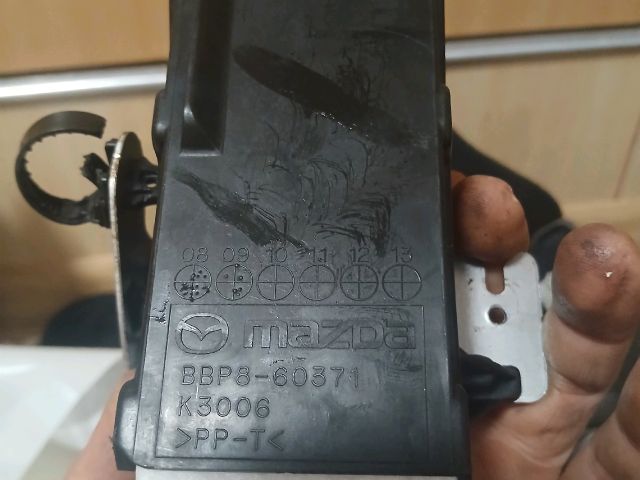 bontott MAZDA 3 Kormányzár (Elektromos)