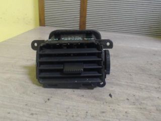 bontott MAZDA 3 Középső Bal Szellőző