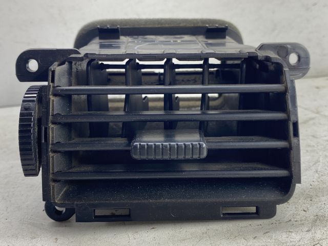 bontott MAZDA 3 Középső Bal Szellőző